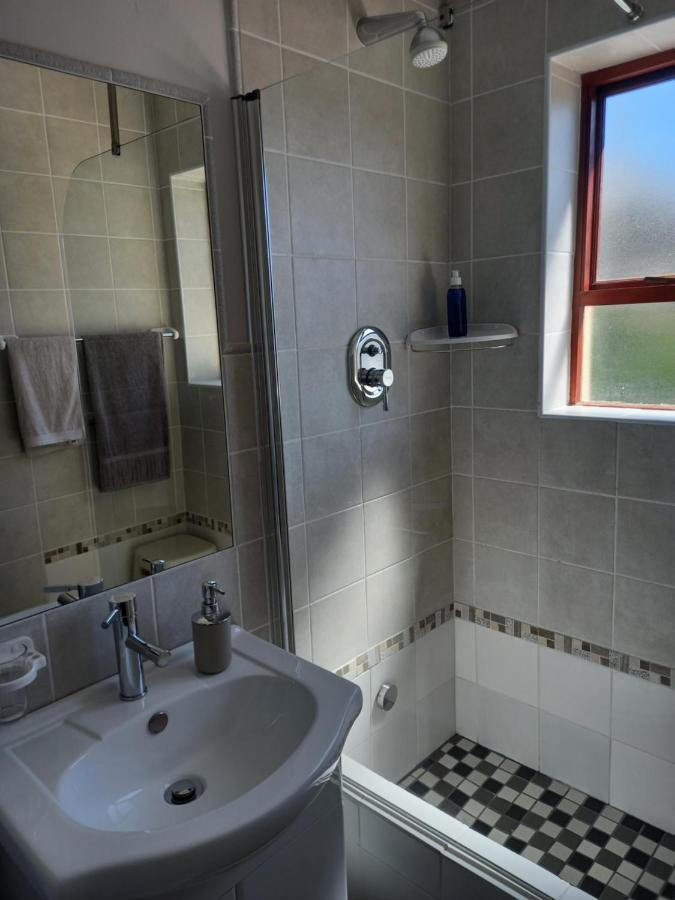 A Place In Thyme Vishoek Buitenkant foto